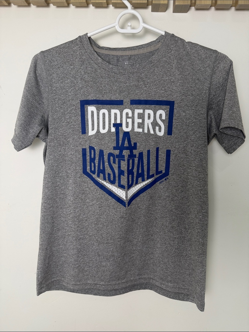 Genuine Merchandise Gray Dodgers Baseball Tee size medium 10/12